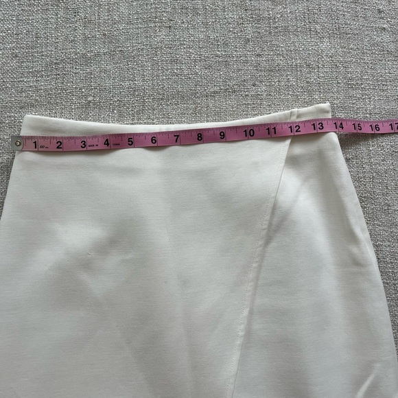 Cuyana Ivory Skirt - Picture 6 of 6